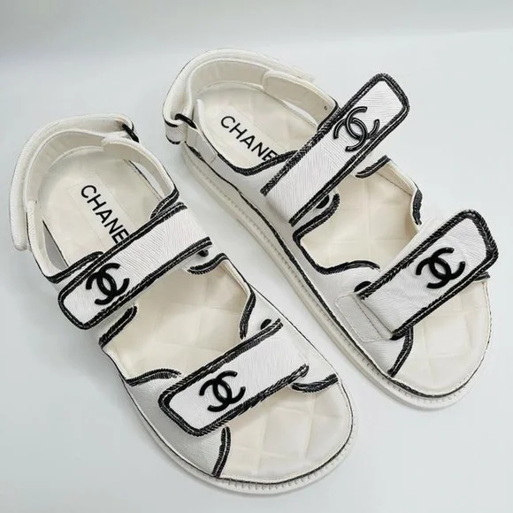 Chanel Dad Sandals NIB White Black Leather CC Logo Flats Strappy Sandals - Picture 6 of 9